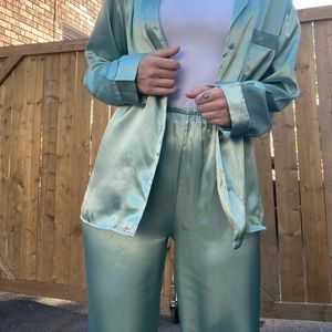 Vintage 2-Piece Pistachio Green Satin Set